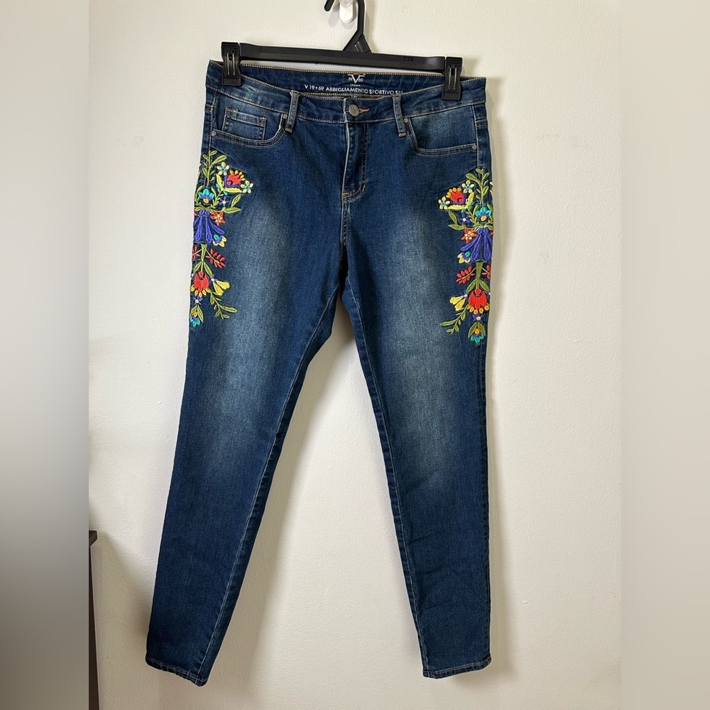 V 1969 Italia Abbigliamento Sportivo SRL  Embroidered Boho Skinny Jeans Sz 8